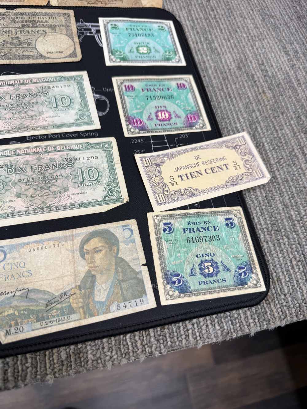 33 WWII USGI Bring Back Money All Go-img-14