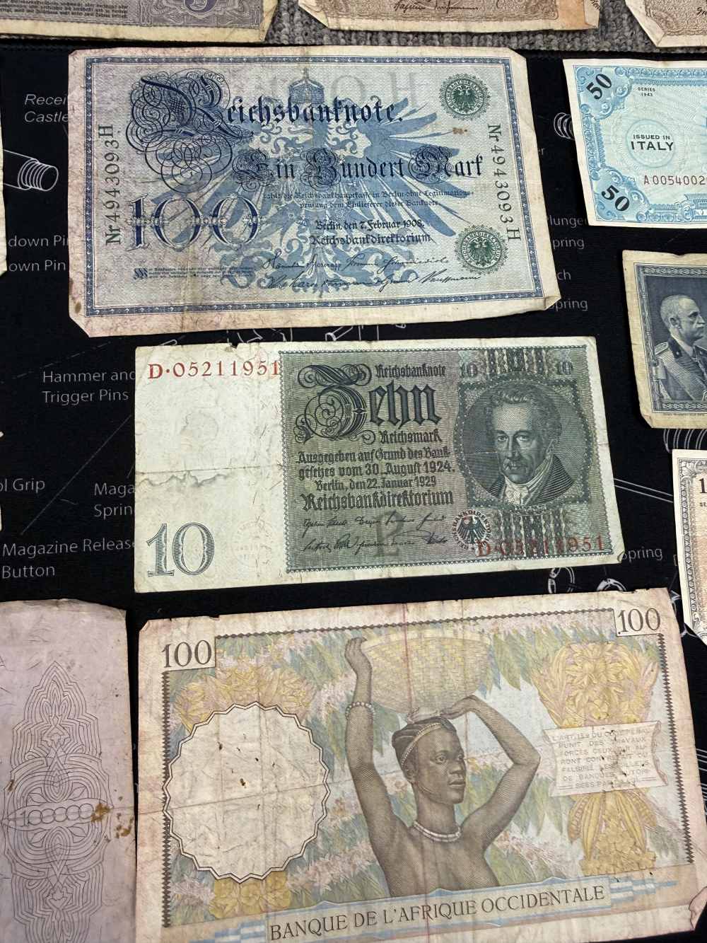 33 WWII USGI Bring Back Money All Go-img-7