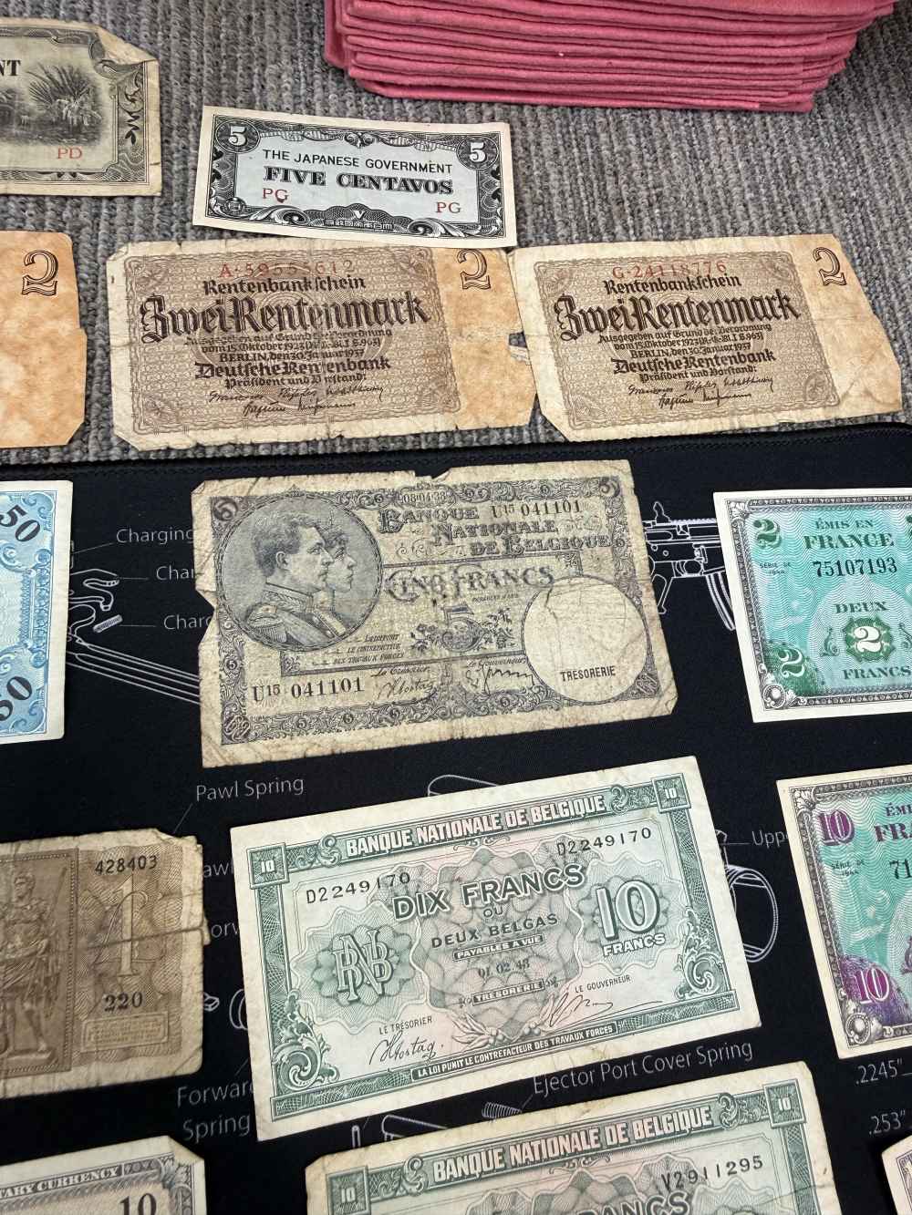 33 WWII USGI Bring Back Money All Go-img-12