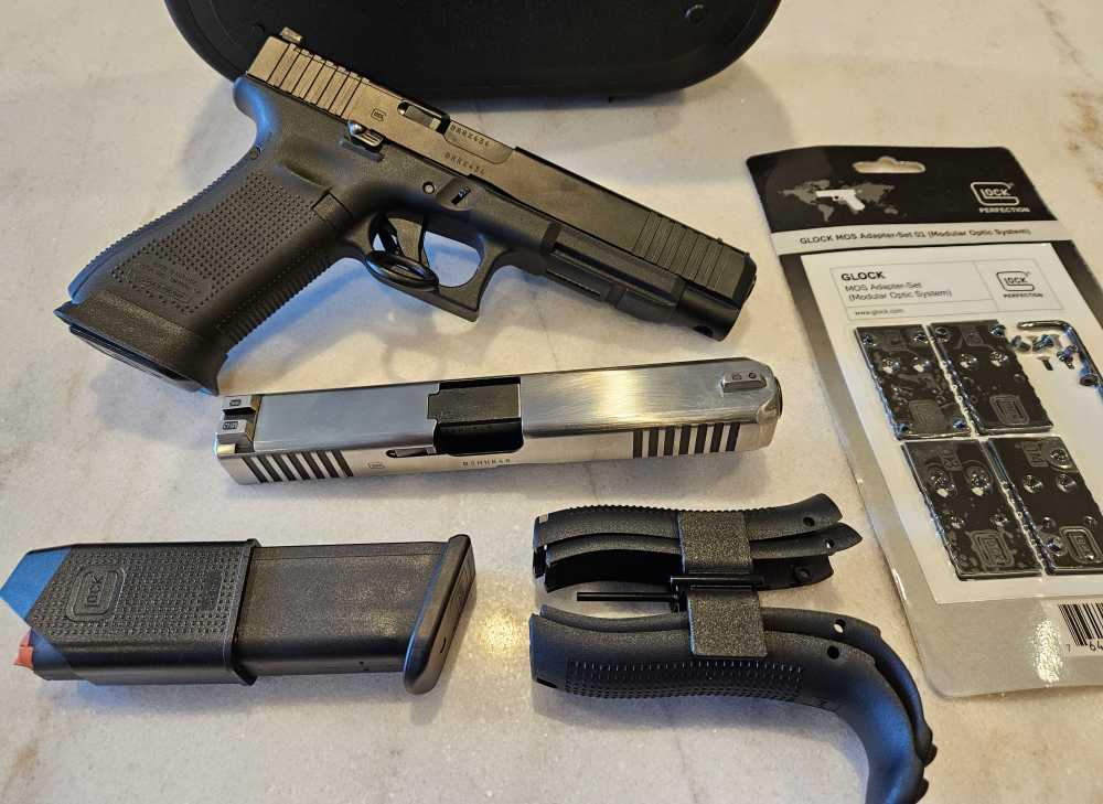 Glock 34 Gen5 MOS with Extra Glock 17 Gen5 Slide Assembly -img-0
