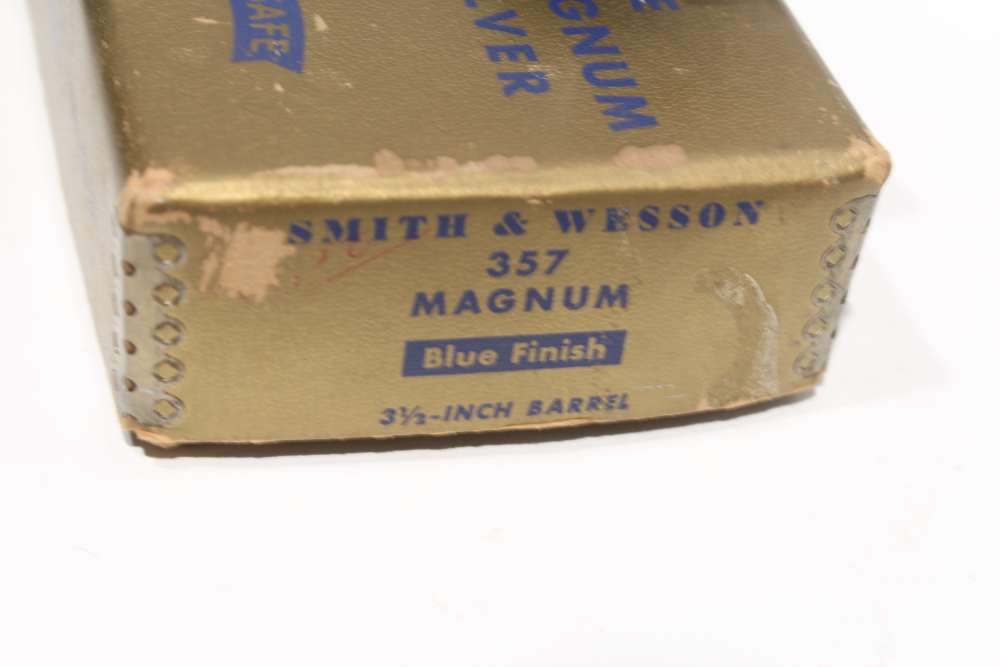 Smith & Wesson Pre 27 357 MAG-img-1