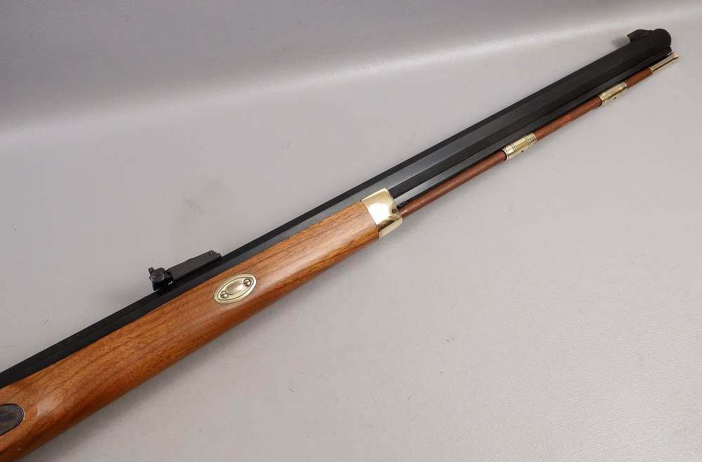 THOMPSON CENTER 50 Cal HAWKEN RIFLE UNFIRED ? MINT BORE VERY NICE -img-4