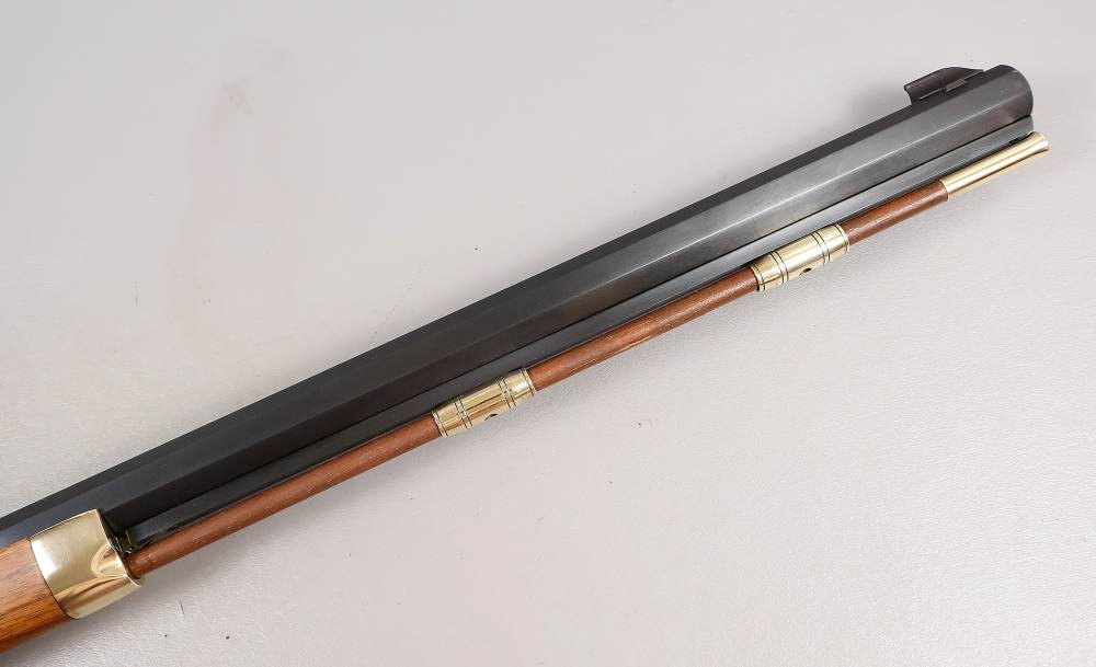 THOMPSON CENTER 50 Cal HAWKEN RIFLE UNFIRED ? MINT BORE VERY NICE -img-46