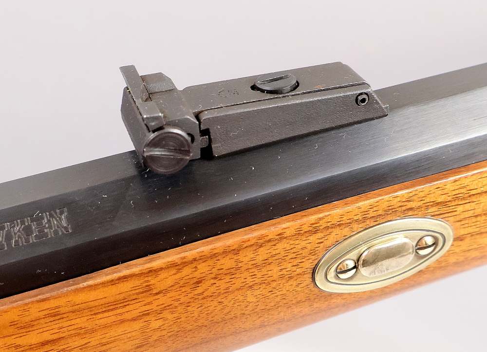 THOMPSON CENTER 50 Cal HAWKEN RIFLE UNFIRED ? MINT BORE VERY NICE -img-36