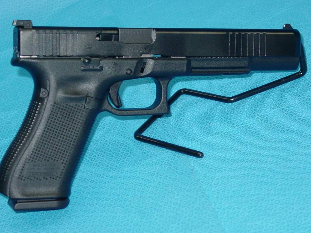 Glock G17L Gen5 MOS Long Slide 9x19mm NIB-img-3