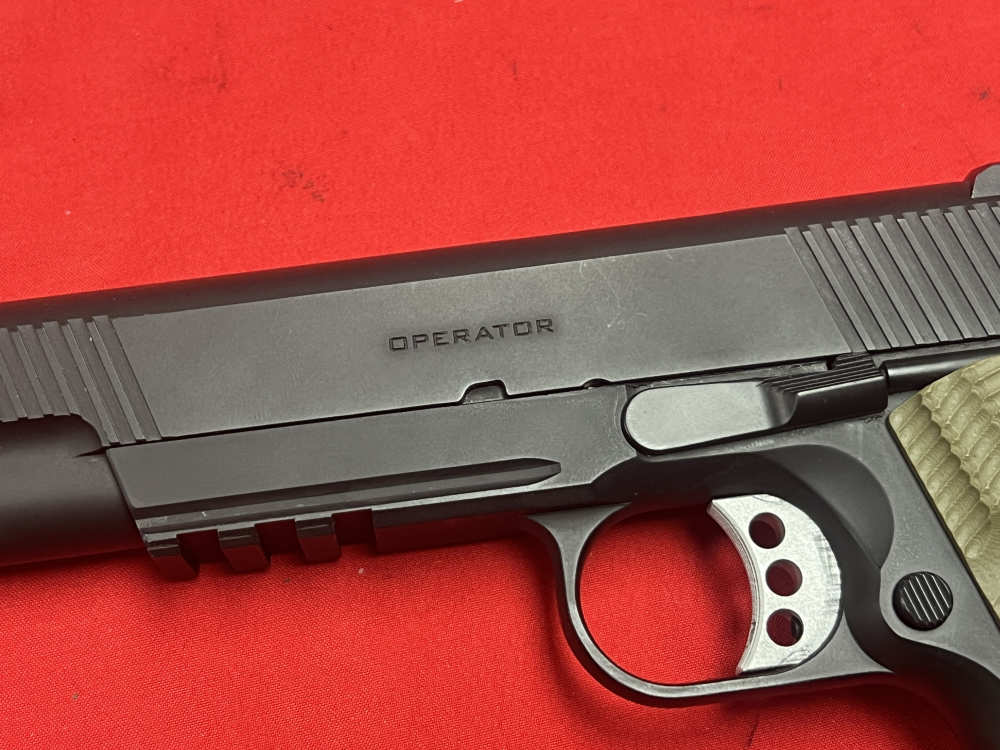 Springfield Armory OPERATOR 1911 .45 ACP 5" gov't railed front night sight -img-4