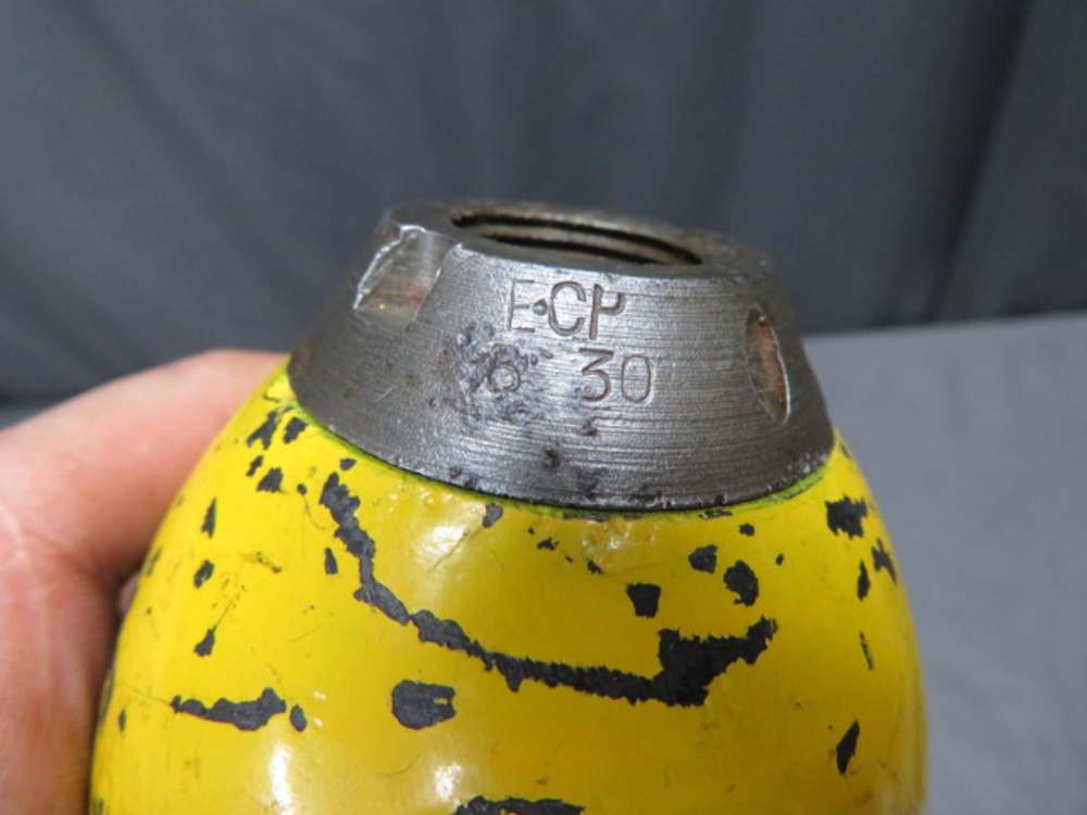 WWII FRENCH 81MM MORTAR ROUND-ORIGINAL-img-3