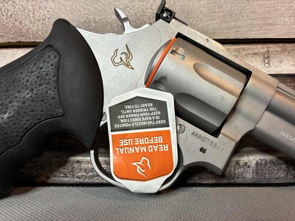NIB Taurus M66 357 Magnum | 38 Special 7shot SS 4” IN STOCK-img-5
