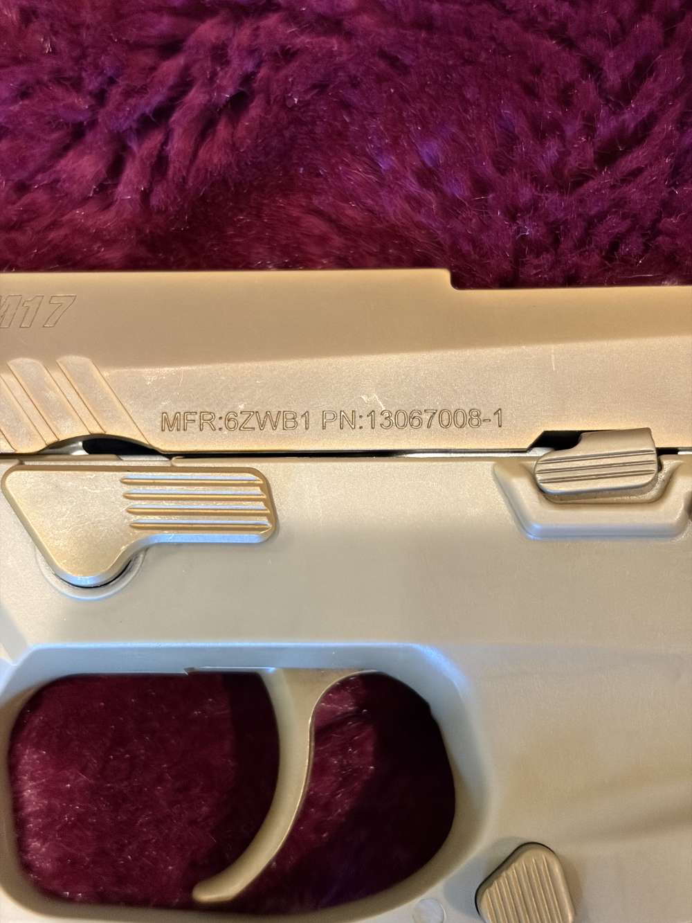 Sig M17 Military surplus Pistol 9mm +P Tan Controls TF000893 $0.1 START!-img-5