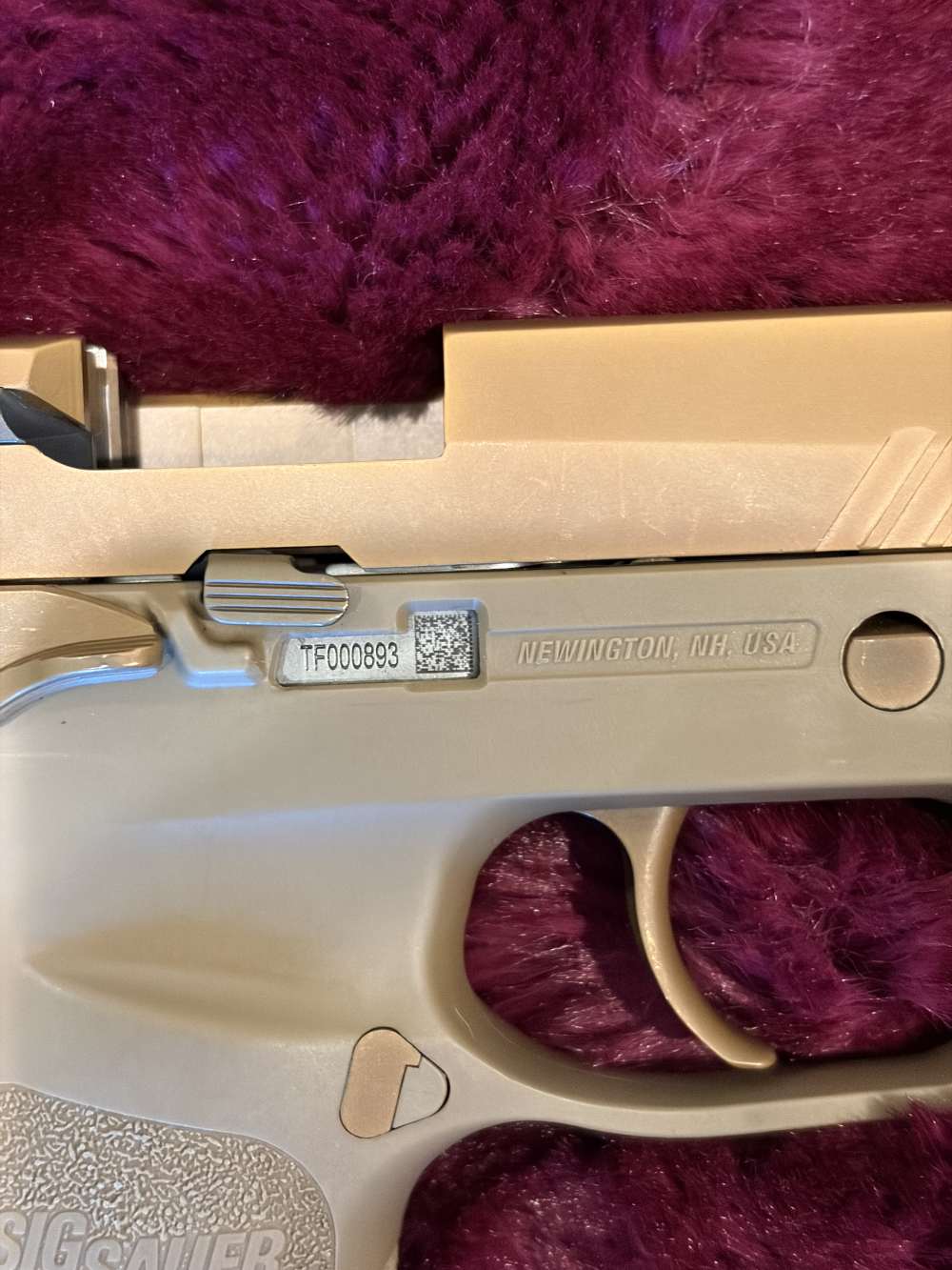 Sig M17 Military surplus Pistol 9mm +P Tan Controls TF000893 $0.1 START!-img-3