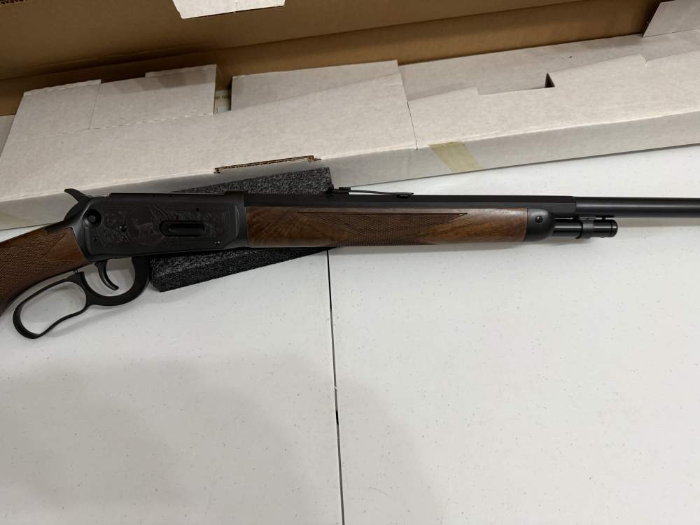 Winchester Model 94 Centennial  30-30-img-10