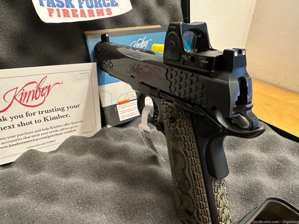 Kimber KHX Custom Trijicon in .45  with a 5" Brl and 1-9 Rnd Mag NIB!-img-6