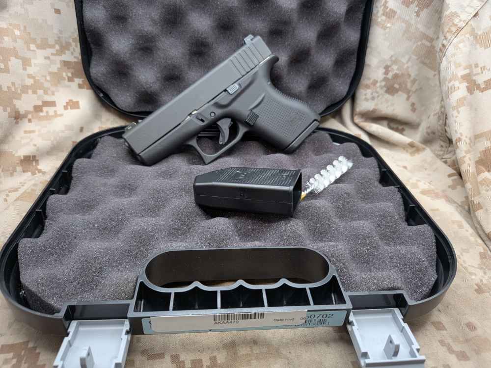 Glock 43 9MM Slimline G43 Police Trade In USED Night Sights-img-0