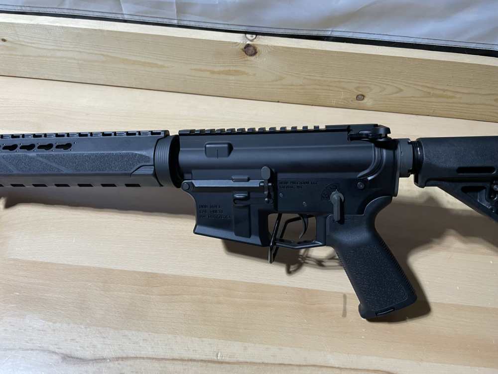 Aero Precision M4E1 w/ BCM Upper - 5.56/223-img-6