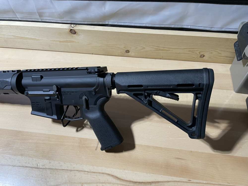 Aero Precision M4E1 w/ BCM Upper - 5.56/223-img-7
