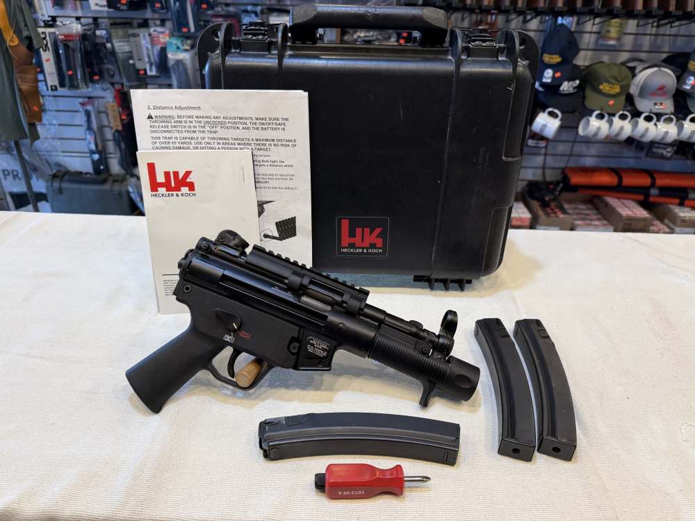 Heckler & Koch SP5 9mm w 3-30 rnd mag … New in Box !! -img-8