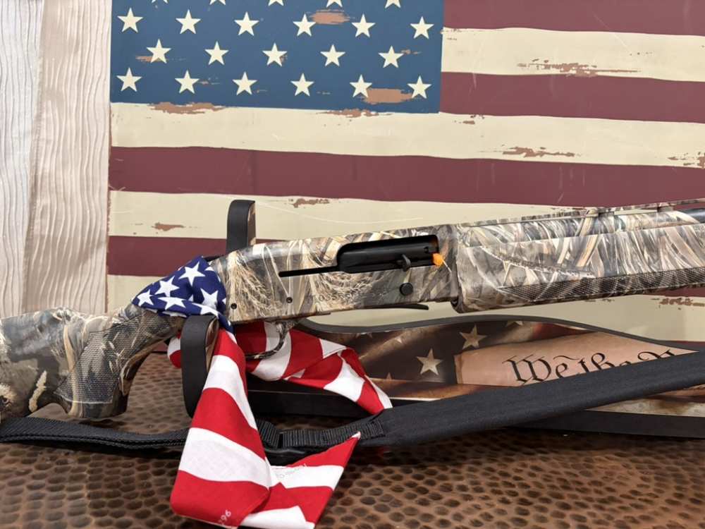 Mossberg 935 Magnum Duck Commander 28" 12 Ga like-new unfired-img-9