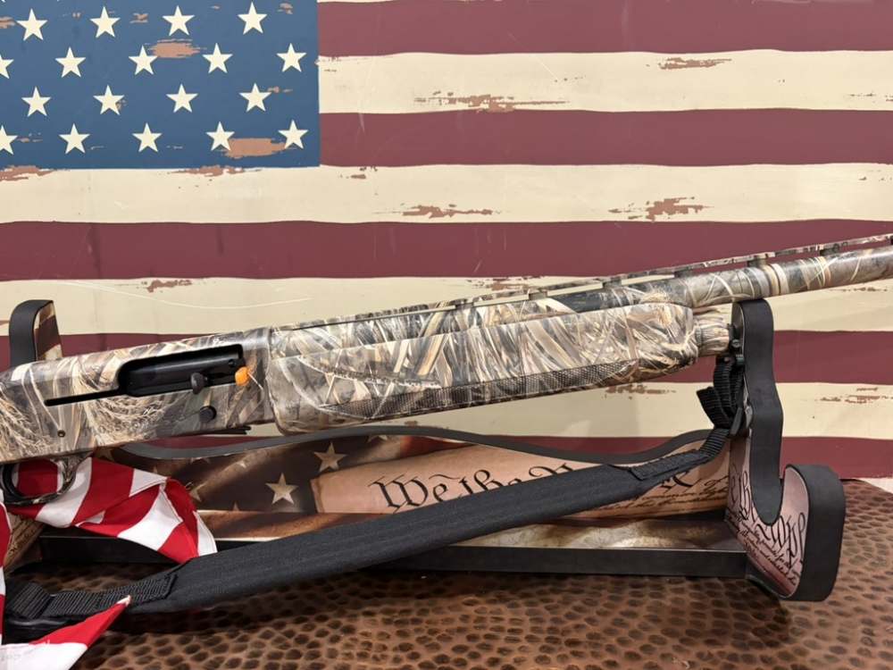 Mossberg 935 Magnum Duck Commander 28" 12 Ga like-new unfired-img-11