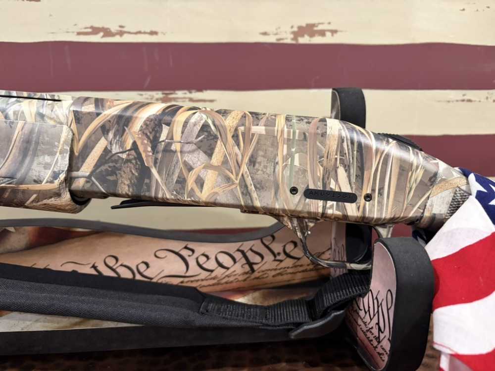 Mossberg 935 Magnum Duck Commander 28" 12 Ga like-new unfired-img-3