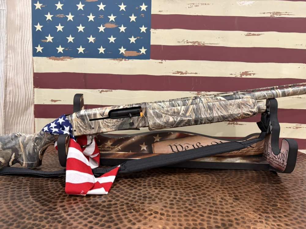 Mossberg 935 Magnum Duck Commander 28" 12 Ga like-new unfired-img-0