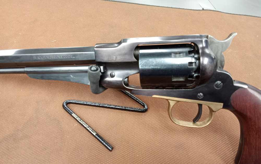 F.lli Pietta 44cal black powder revolver -img-2