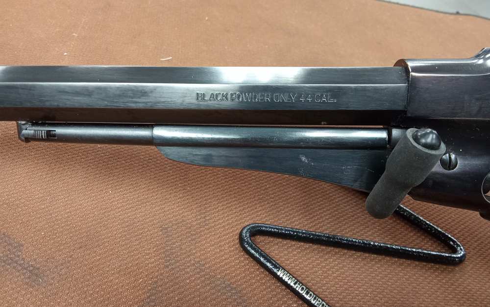 F.lli Pietta 44cal black powder revolver -img-3