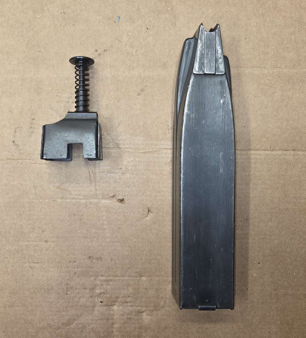 1 Suomi M31 Coffin Magazine with speed loader-img-0