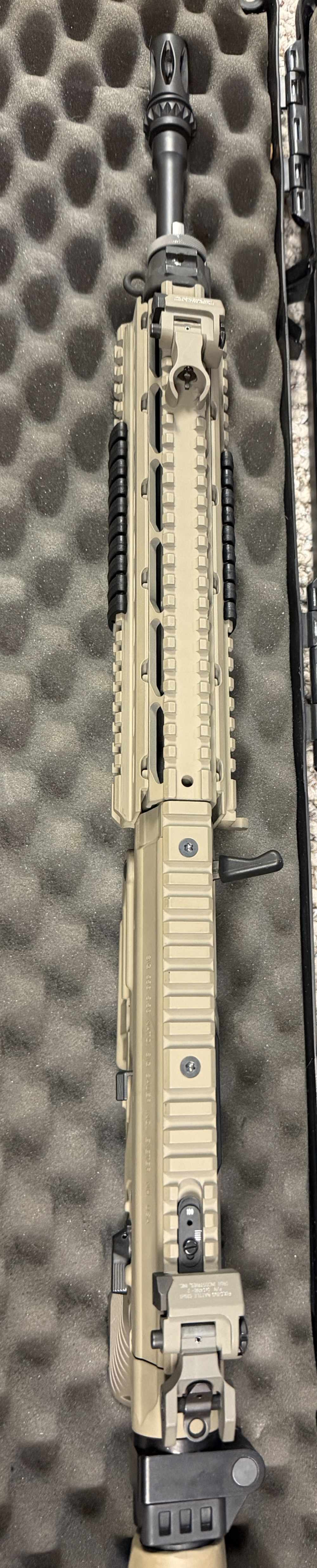Sig 556 SWAT - Scarce Flat Dark Earth Finish - W/ Sig Light / Foregrip-img-3