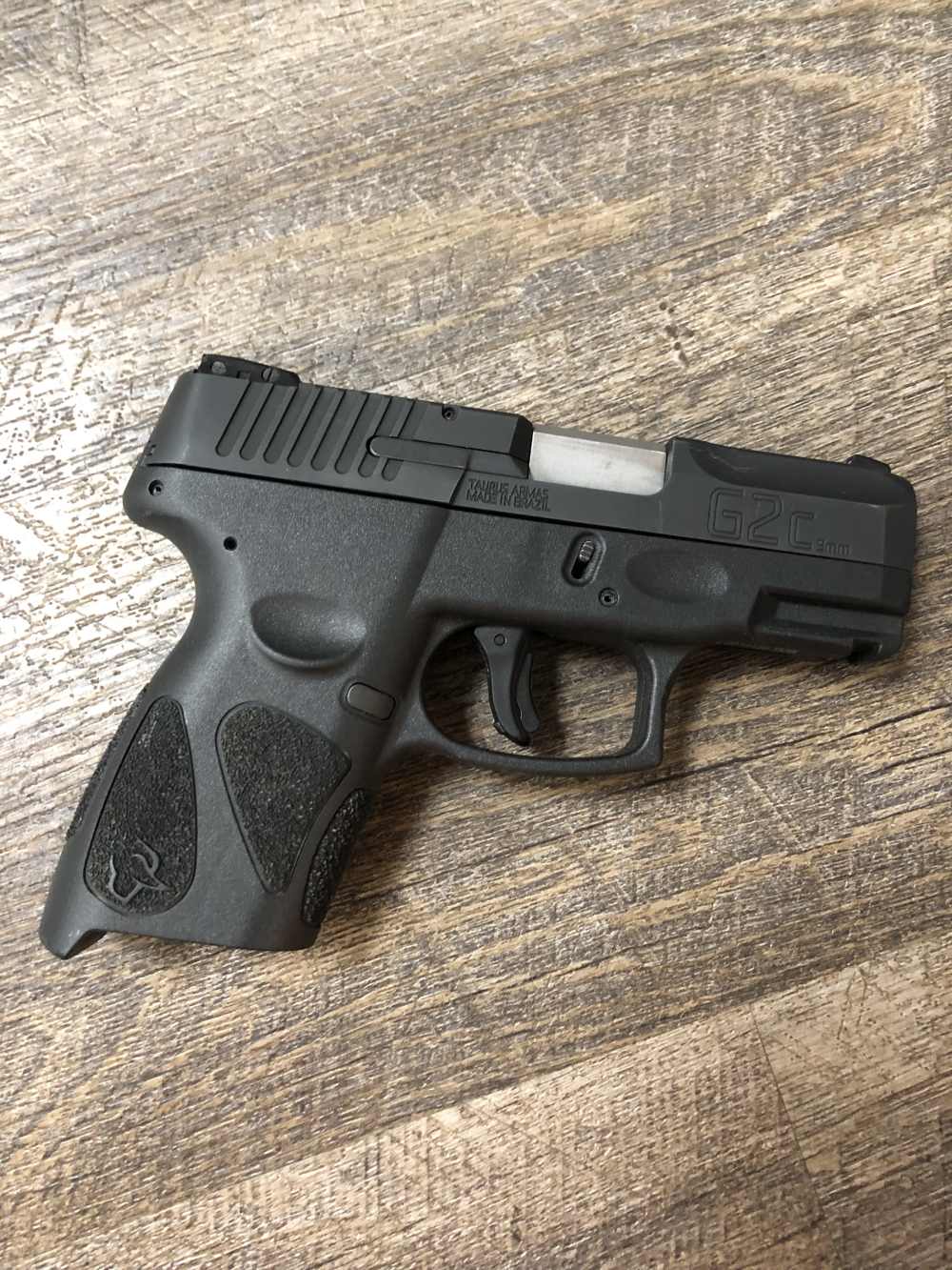 NICE Taurus G2C 9mm Semi Auto Pistol 3" w/ TWO 12-Rnd Factory Mags Black-img-3