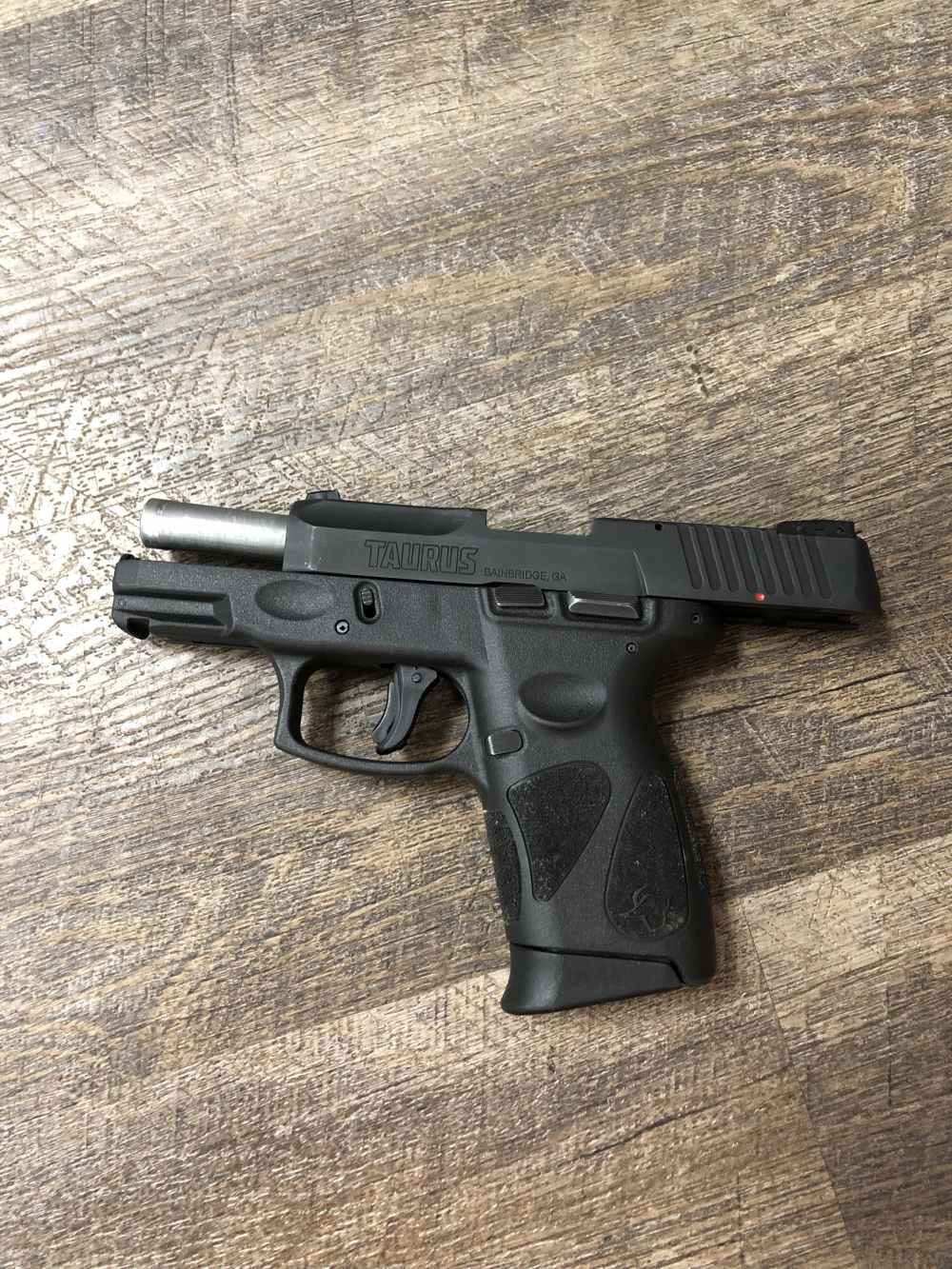 NICE Taurus G2C 9mm Semi Auto Pistol 3" w/ TWO 12-Rnd Factory Mags Black-img-11