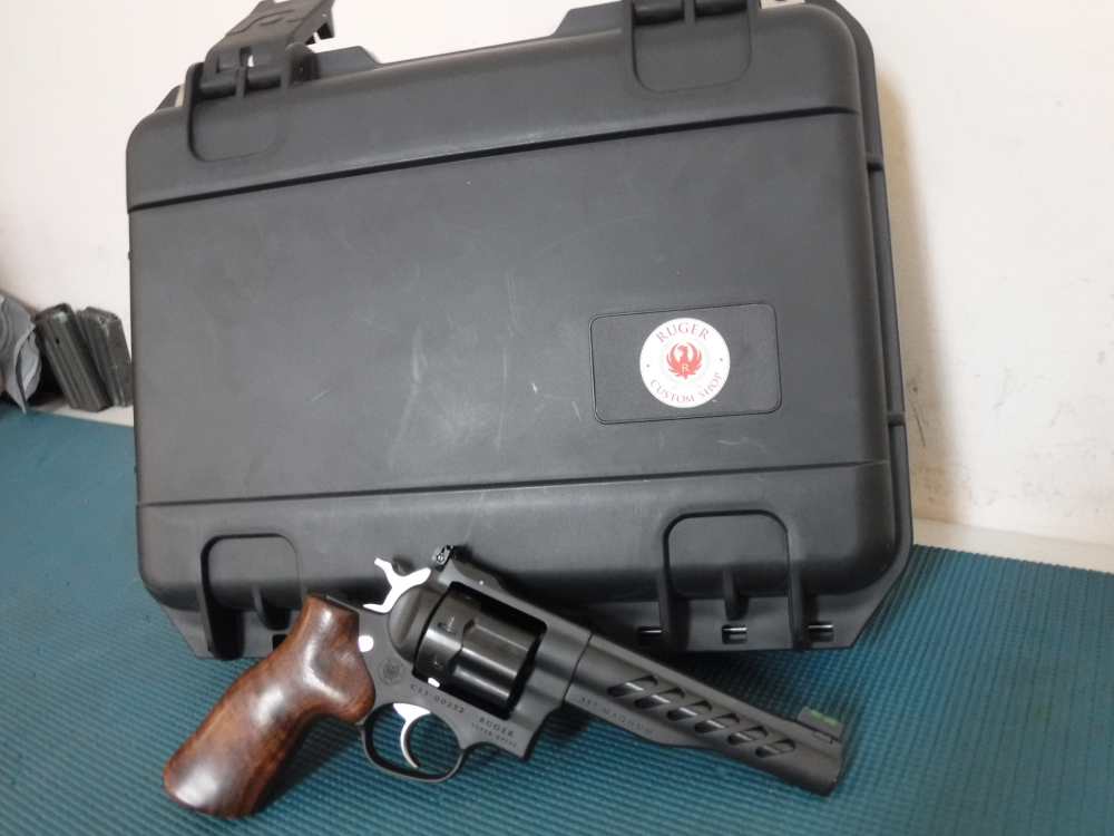 Ruger Custom Super GP100 .357 Magnum 8 Shot D/A Competition Revolver-img-9