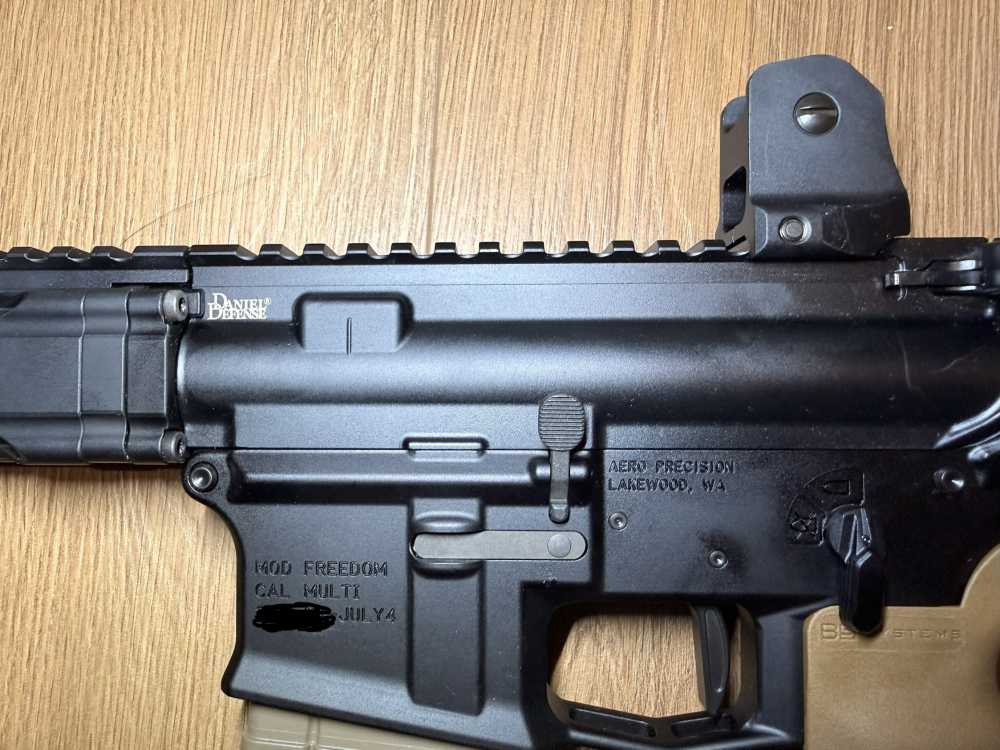 Daniel Defense Contract Overrun 11.5” Upper / Aero M4A1 US Flag lower-img-3