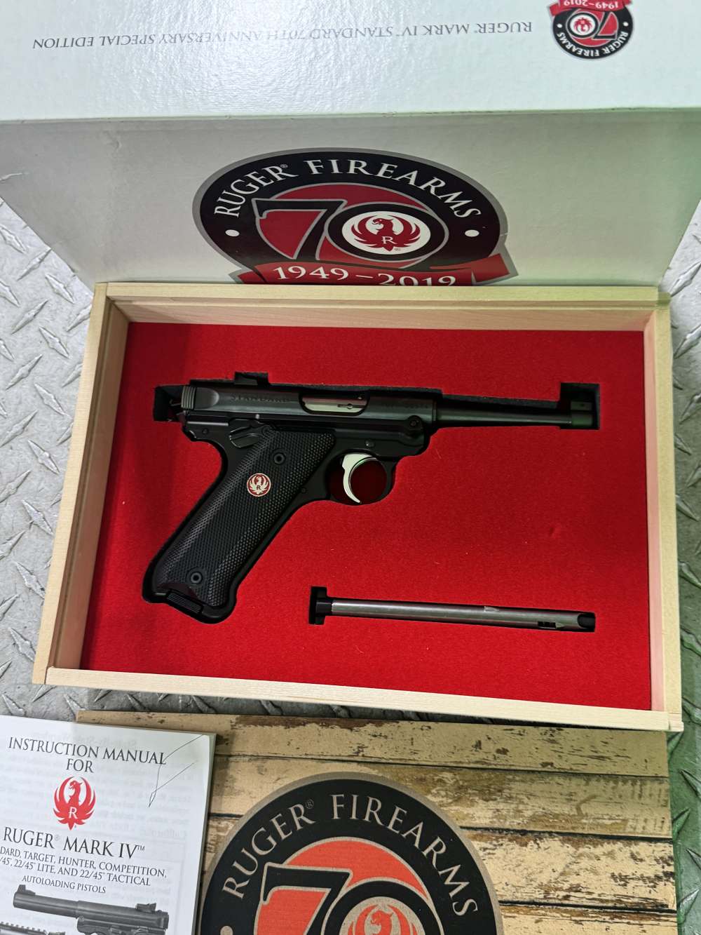 Ruger Mark IV 70th Anniv Special Edition 22 lr LNIB-img-13