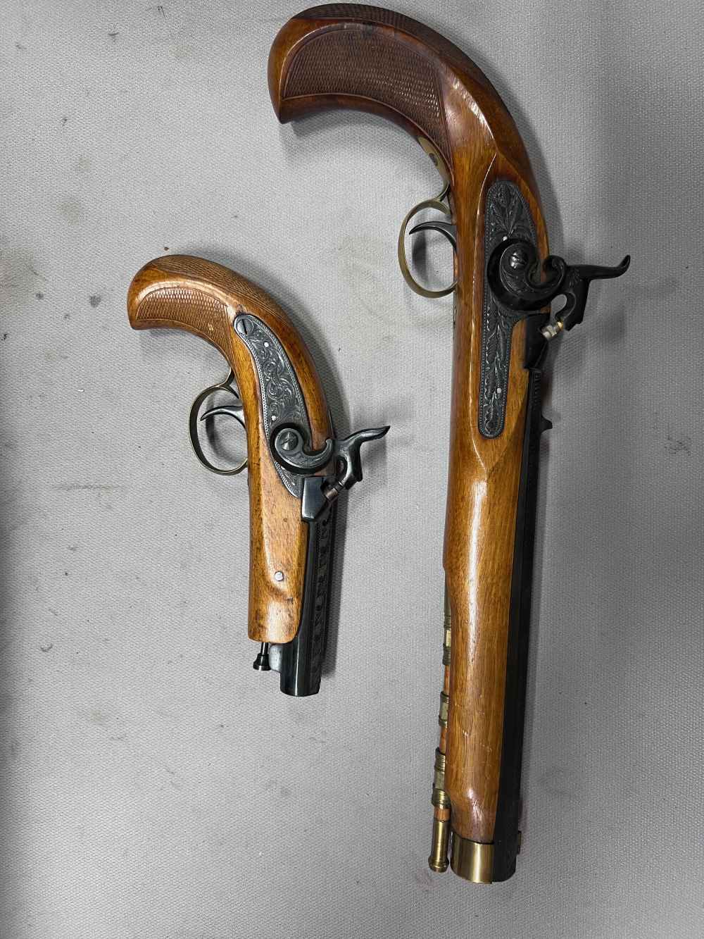 Black powder pistols 45 Caliber (2) Percussion Jukar or Dikar?-img-0