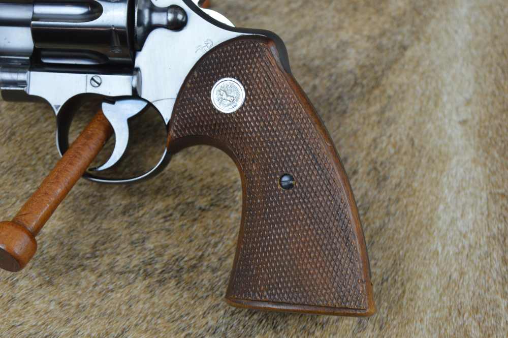 1941 Colt Officer's Model Target Third Issue 22LR 6" 100% Original -img-4