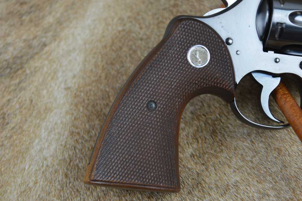 1941 Colt Officer's Model Target Third Issue 22LR 6" 100% Original -img-6