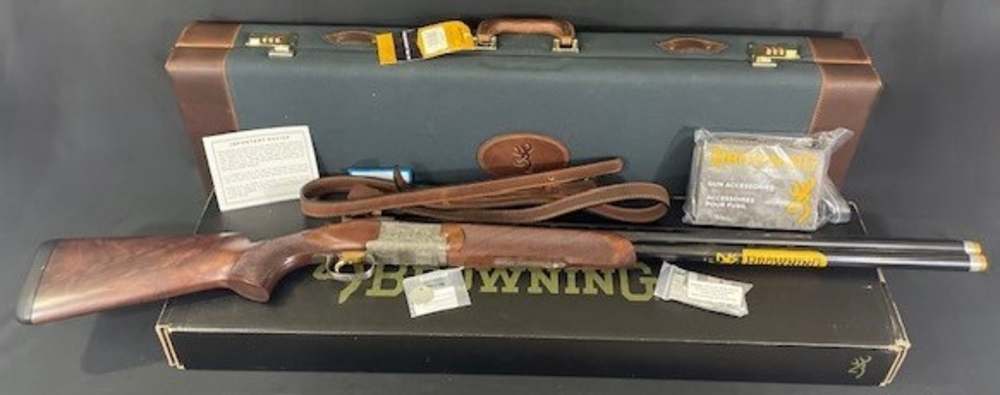 Browning Citori 725 Sporting Grade V Over/Under Shotgun 12 Gauge 30"-img-1