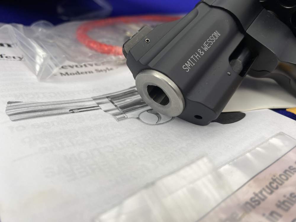 Smith & Wesson 327 Night Guard .357 Mag Blk 2.5" *AMAZING 8-SHOT REVOLVER*-img-10