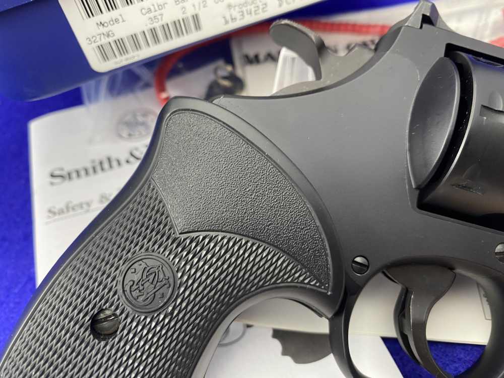 Smith & Wesson 327 Night Guard .357 Mag Blk 2.5" *AMAZING 8-SHOT REVOLVER*-img-14