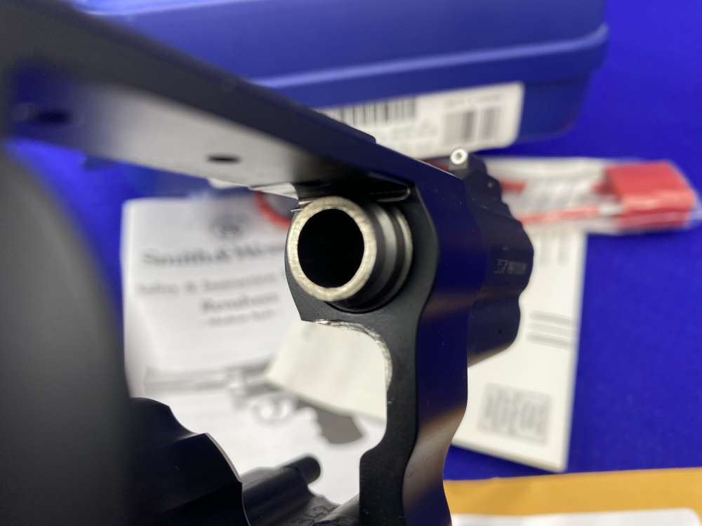 Smith & Wesson 327 Night Guard .357 Mag Blk 2.5" *AMAZING 8-SHOT REVOLVER*-img-36