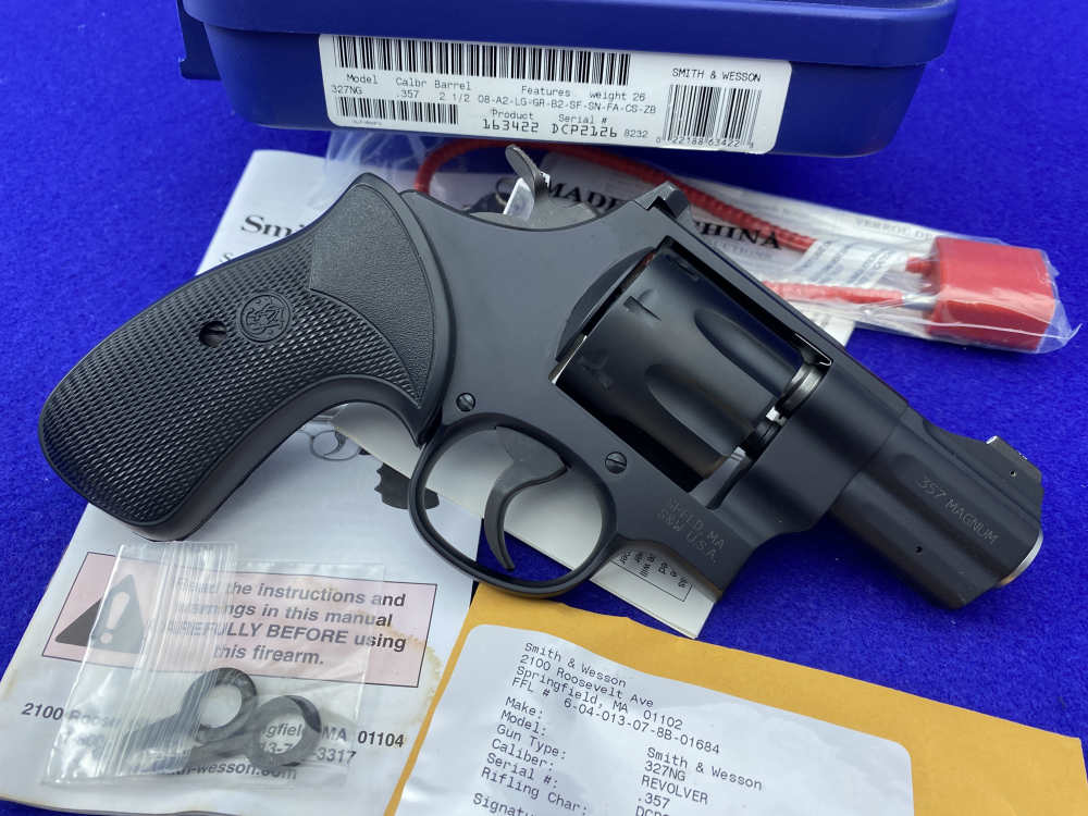 Smith & Wesson 327 Night Guard .357 Mag Blk 2.5" *AMAZING 8-SHOT REVOLVER*-img-11