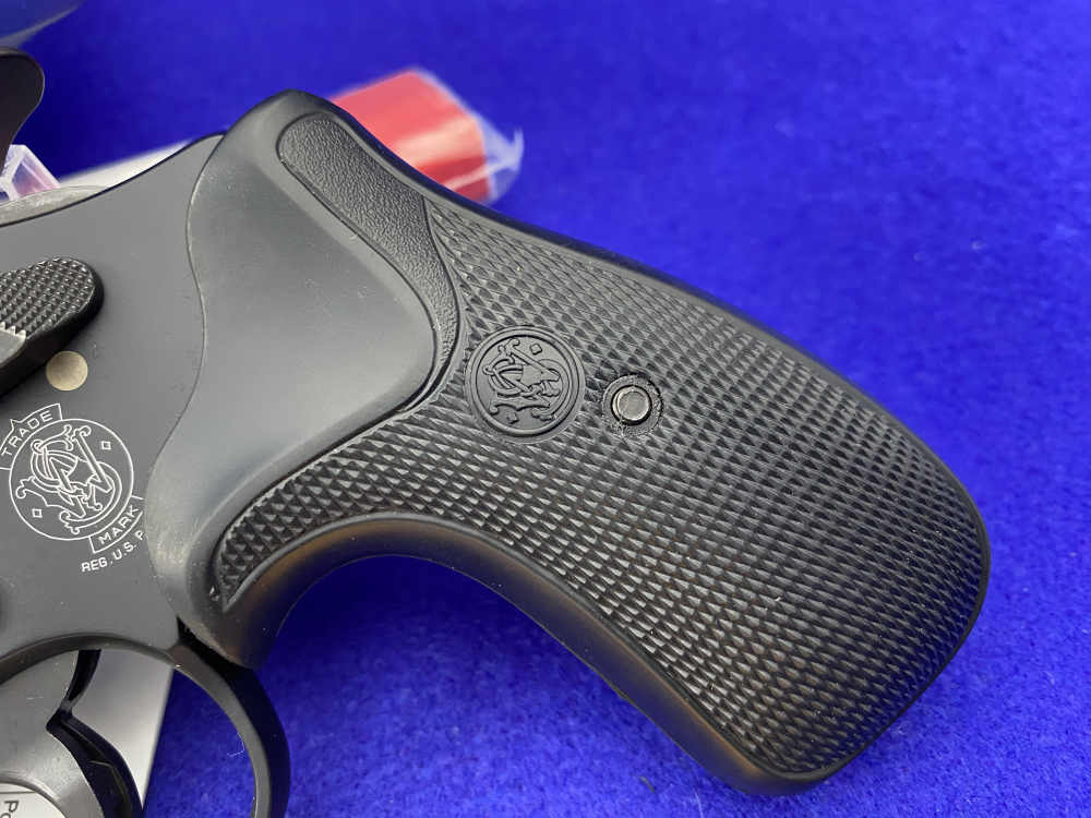 Smith & Wesson 327 Night Guard .357 Mag Blk 2.5" *AMAZING 8-SHOT REVOLVER*-img-4