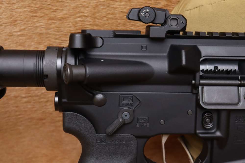 Springfield Armory Saint Victor 5.56MM 16" Semi-Automatic AR-15 Rifle-img-4