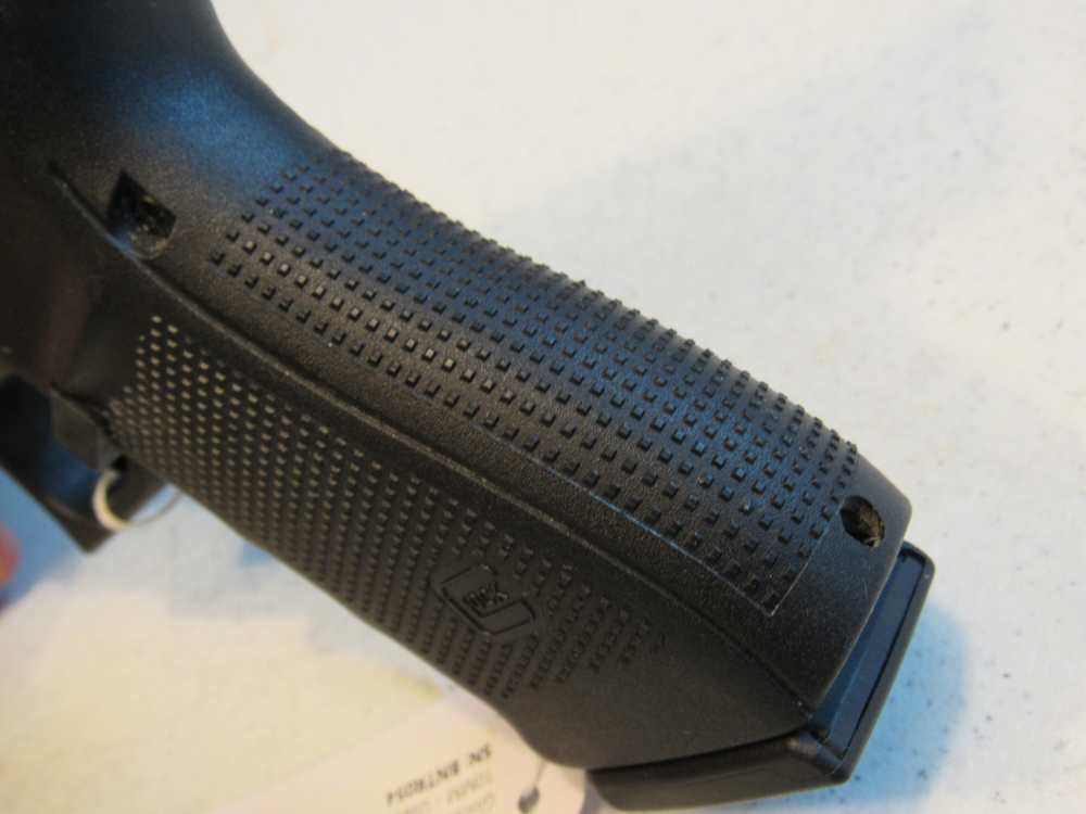 In Case Glock 40 Gen 4 3 mags & Accessories 10mm No Resv-img-10