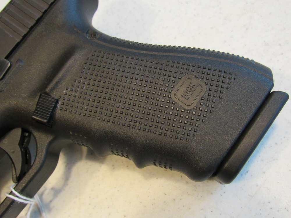 In Case Glock 40 Gen 4 3 mags & Accessories 10mm No Resv-img-8