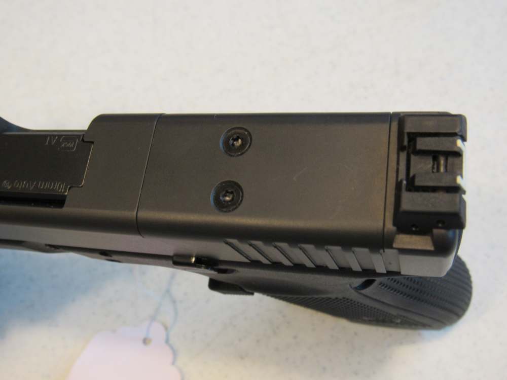 In Case Glock 40 Gen 4 3 mags & Accessories 10mm No Resv-img-13