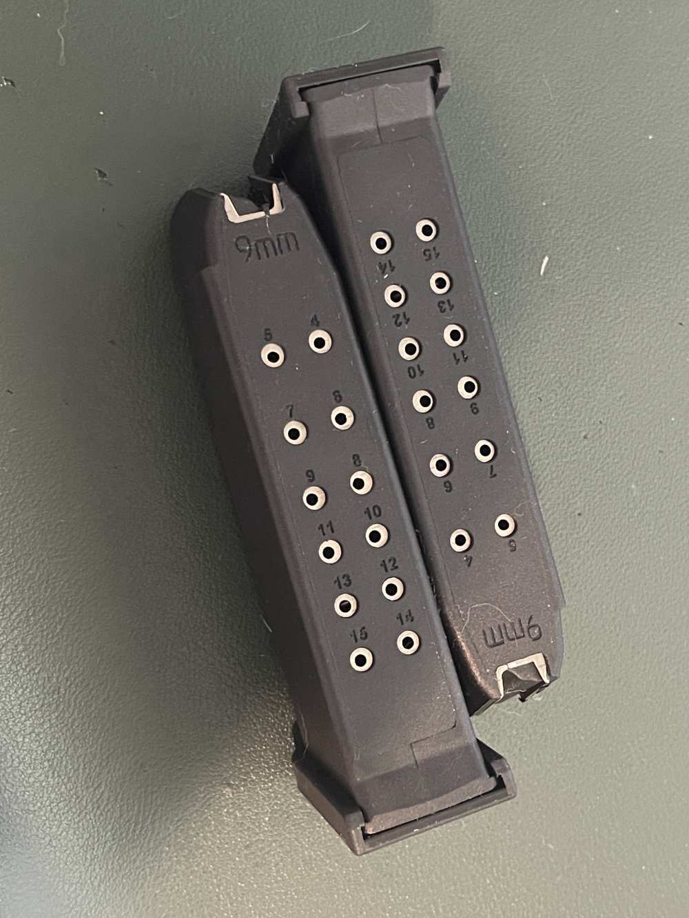 x2 Magazines for Glock 9mm 15rd - UNK MFG ( LOT OF 2 ) -img-0