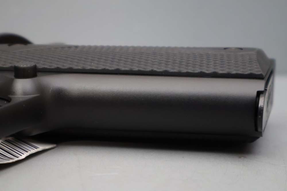 Kimber Custom LW 1911 .45ACP 5" w/Soft Case & Holsters-img-16