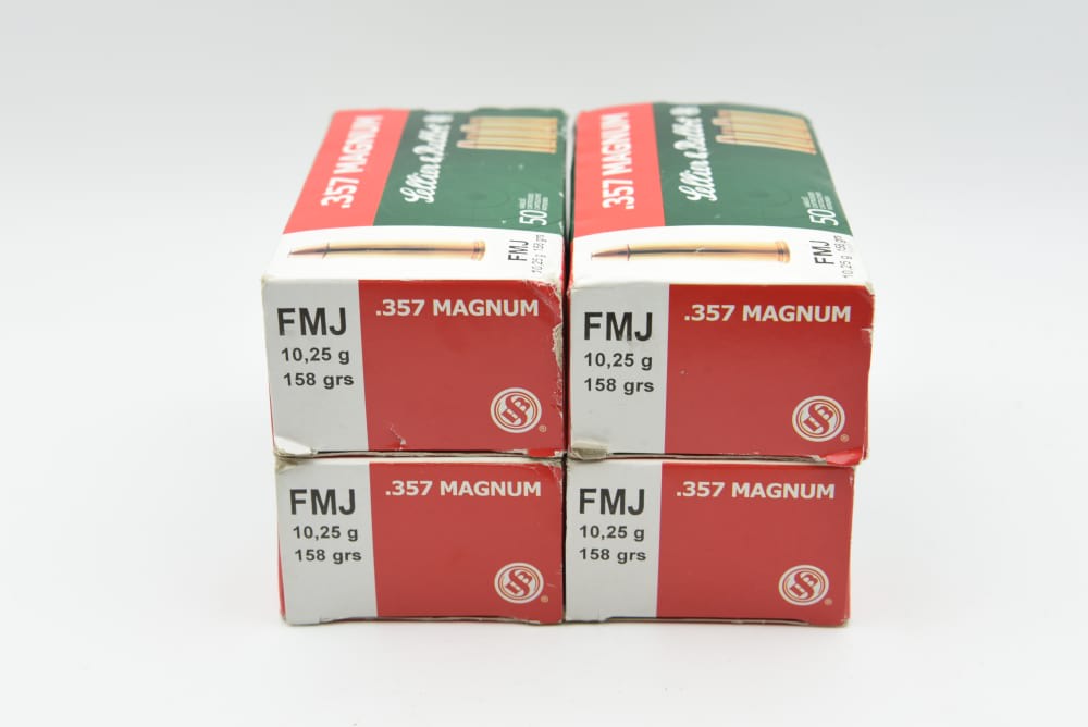 200 Rounds Sellier Bellot 357 Magnum 158 Grain FMJ Ammo 4 Boxes-img-1