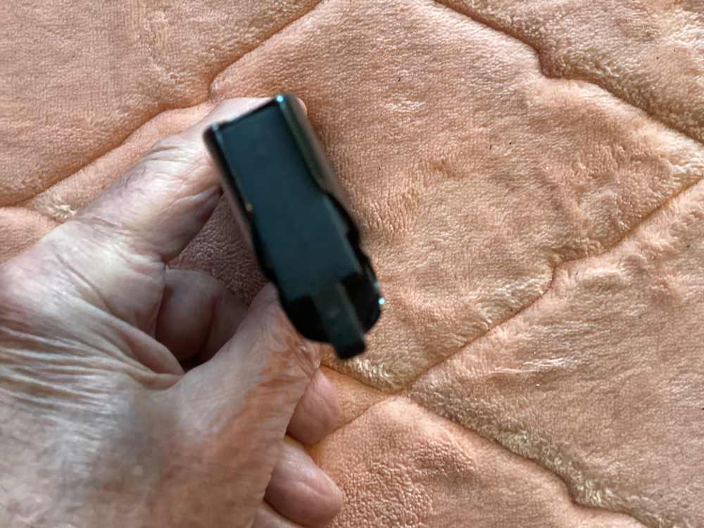  Sig Sauer Model P220-1 10 MM 8 Round Factory Magazine.-img-4